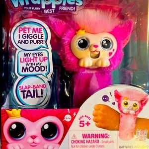 NWT Wrapples